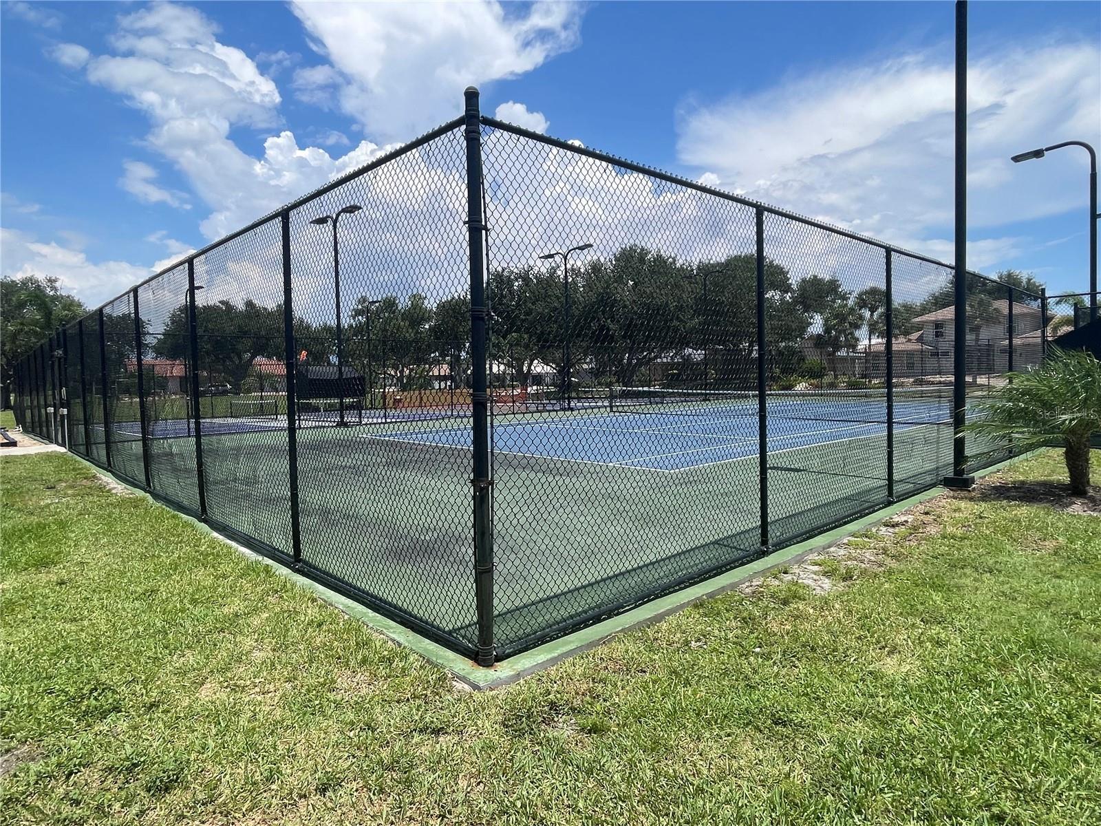 SOUTHBAY YACHT & RACQUET CLUB - Residential