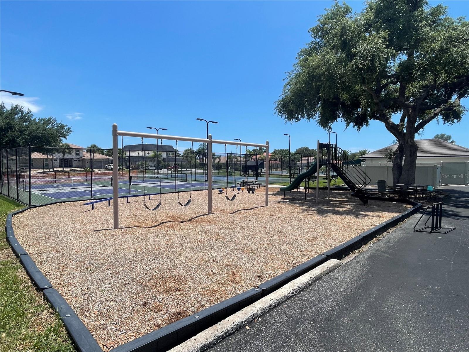 SOUTHBAY YACHT & RACQUET CLUB - Residential