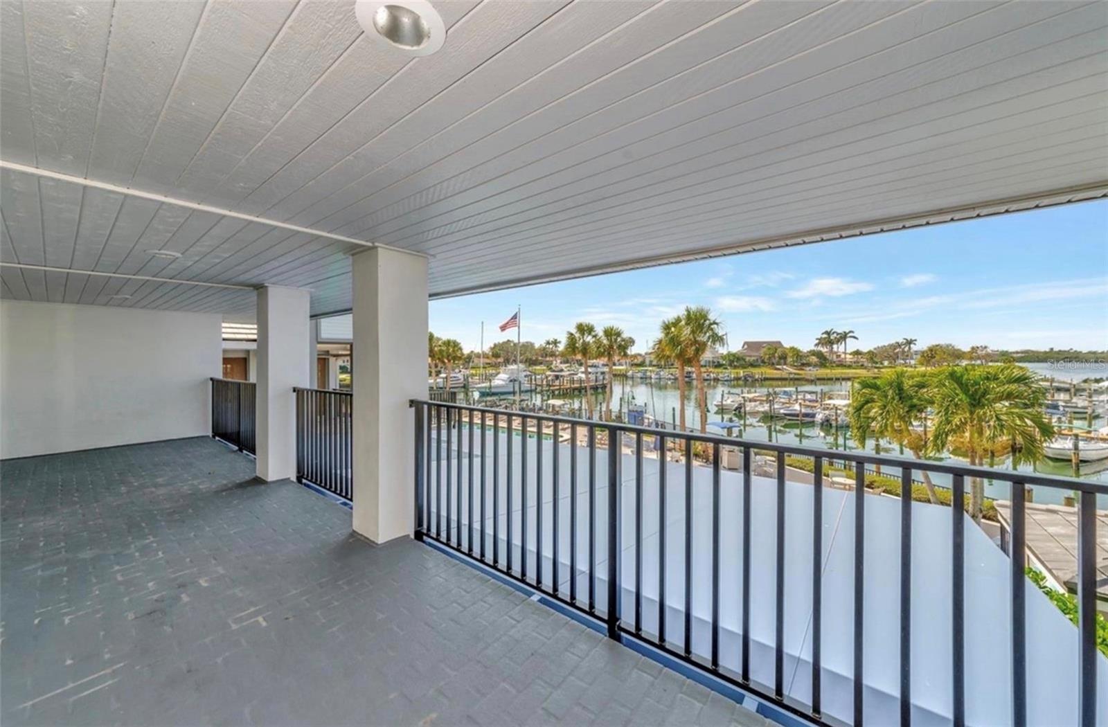 SOUTHBAY YACHT & RACQUET CLUB - Residential