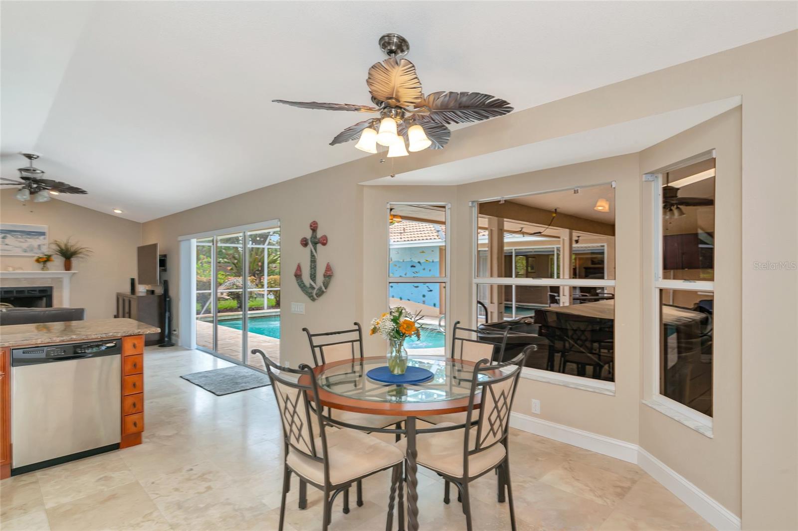 SOUTHBAY YACHT & RACQUET CLUB - Residential