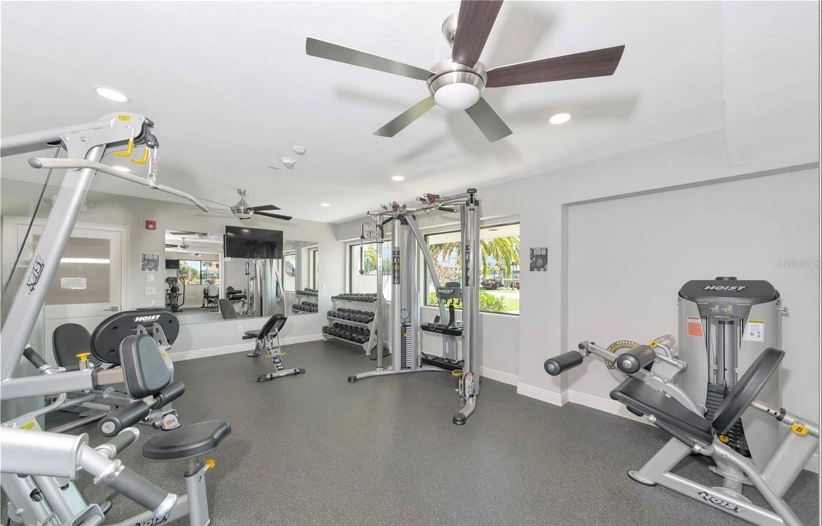 SOUTHBAY YACHT & RACQUET CLUB - Residential