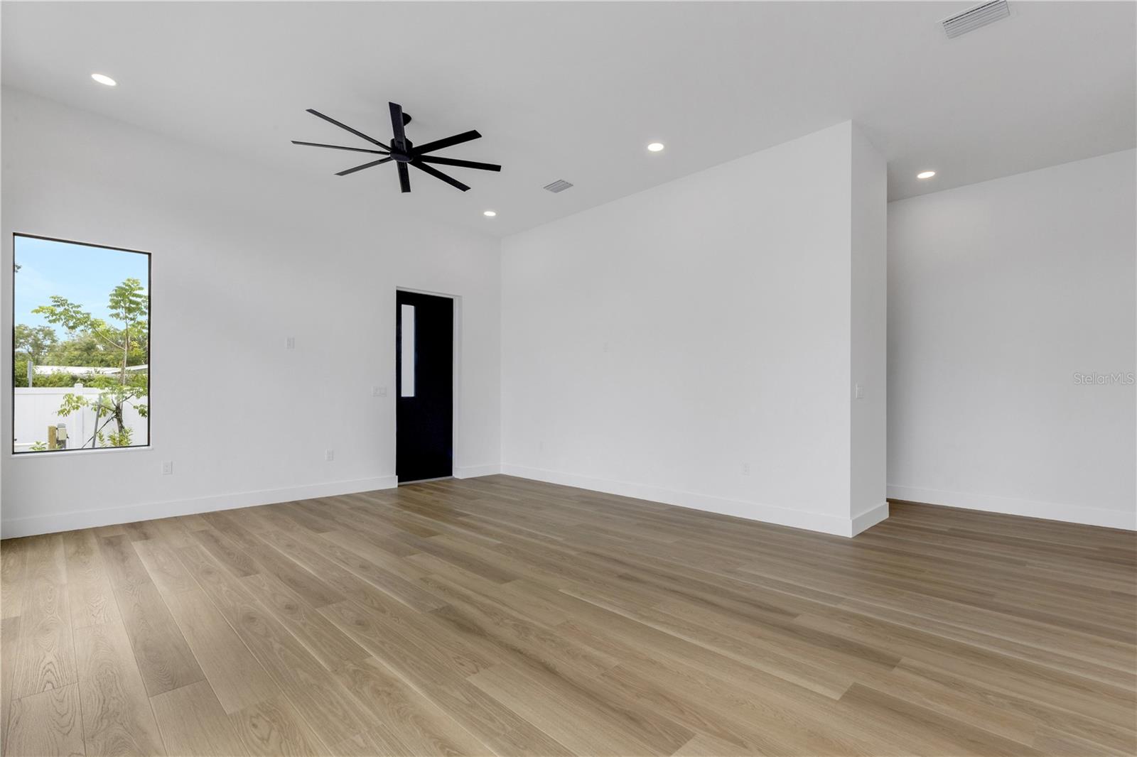 GROVE LAWN REP - Residential