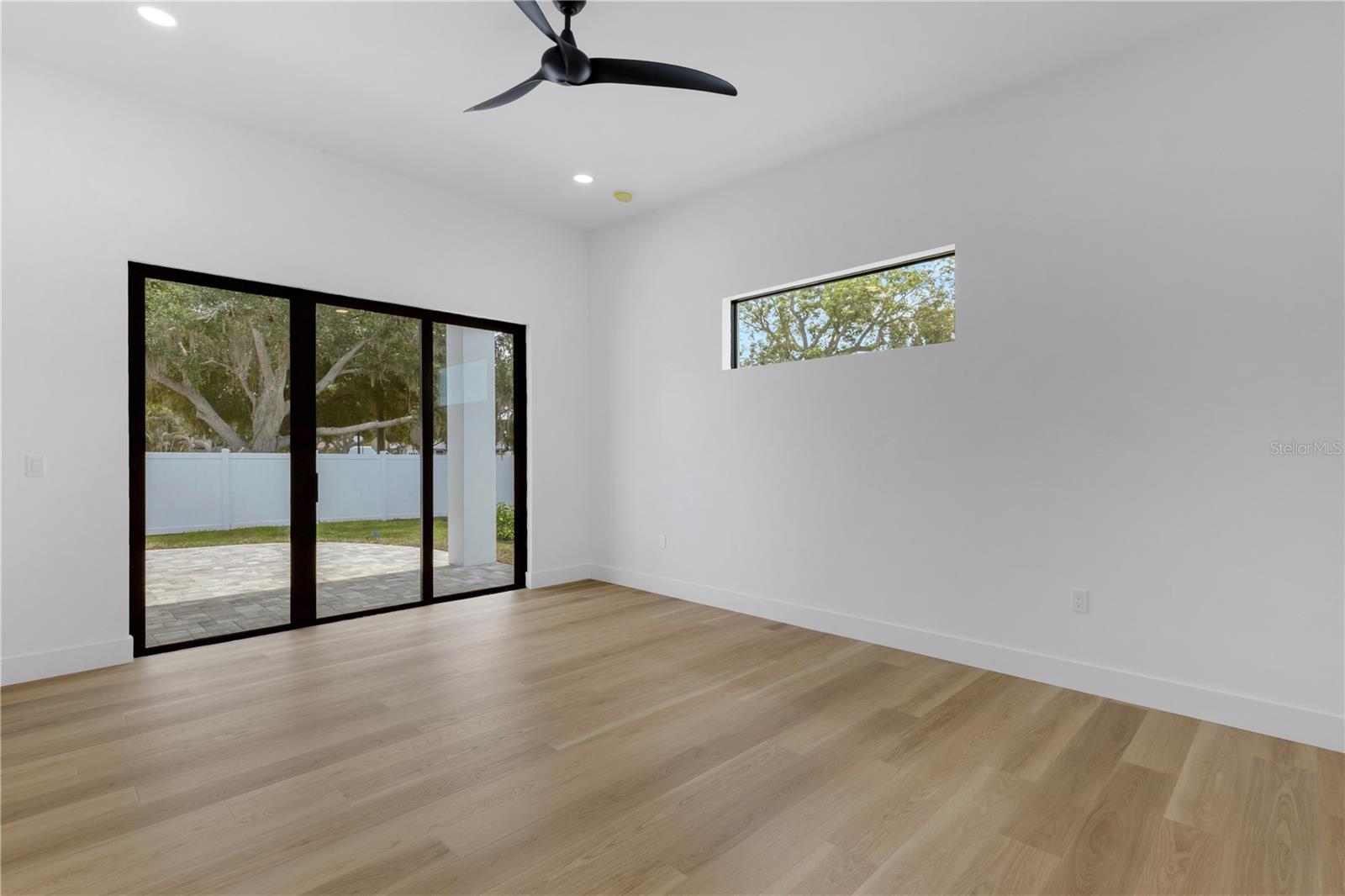 GROVE LAWN REP - Residential