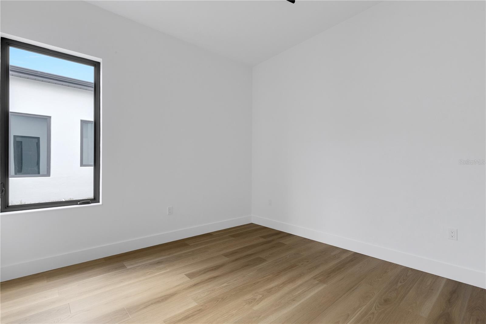 GROVE LAWN REP - Residential