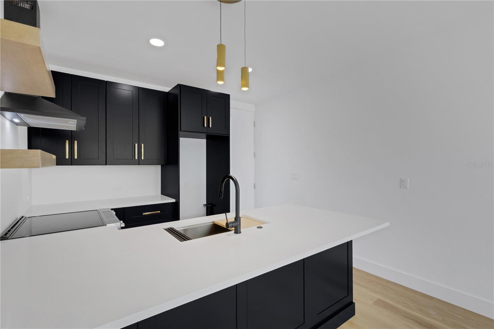 GROVE LAWN REP - Residential