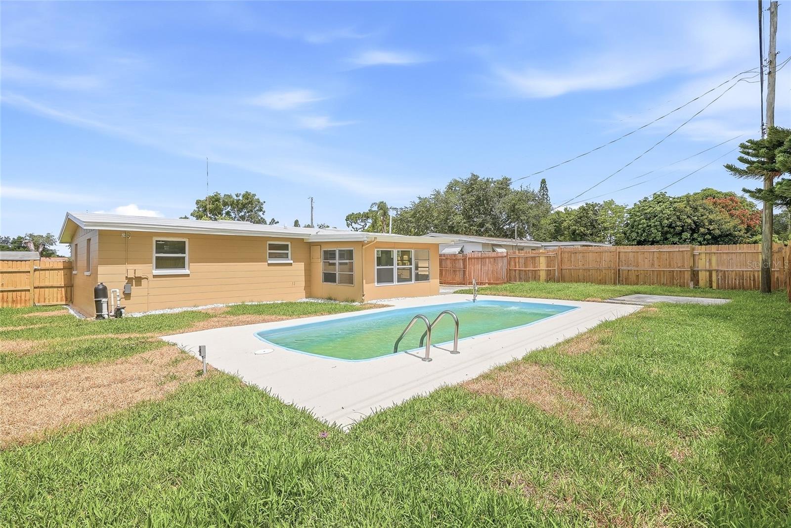 RIDGEWOOD GARDENS - Residential