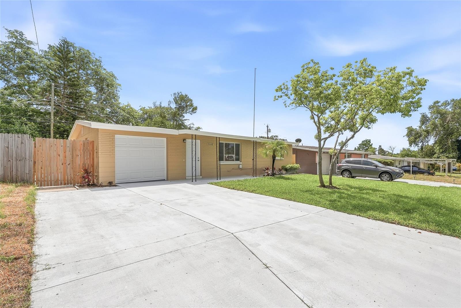 RIDGEWOOD GARDENS - Residential