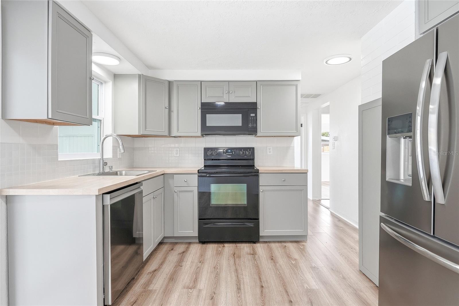 RIDGEWOOD GARDENS - Residential