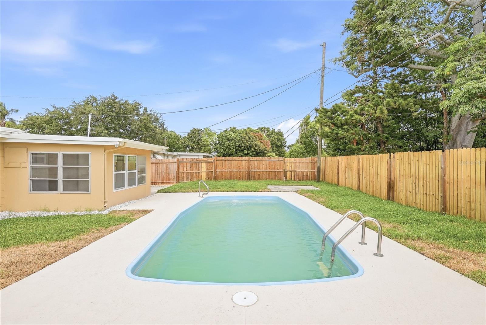 RIDGEWOOD GARDENS - Residential