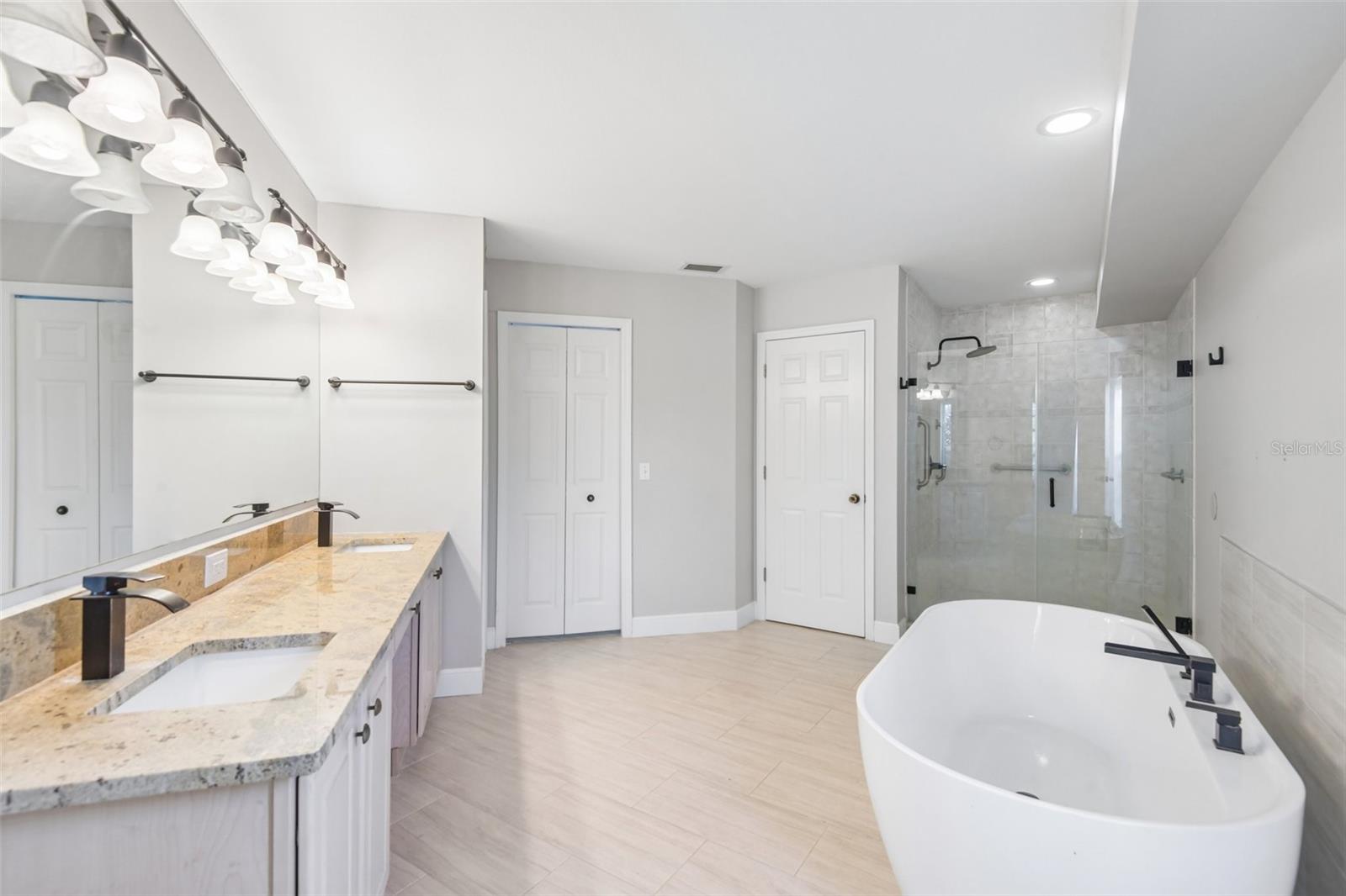 KINGSMILL - Residential