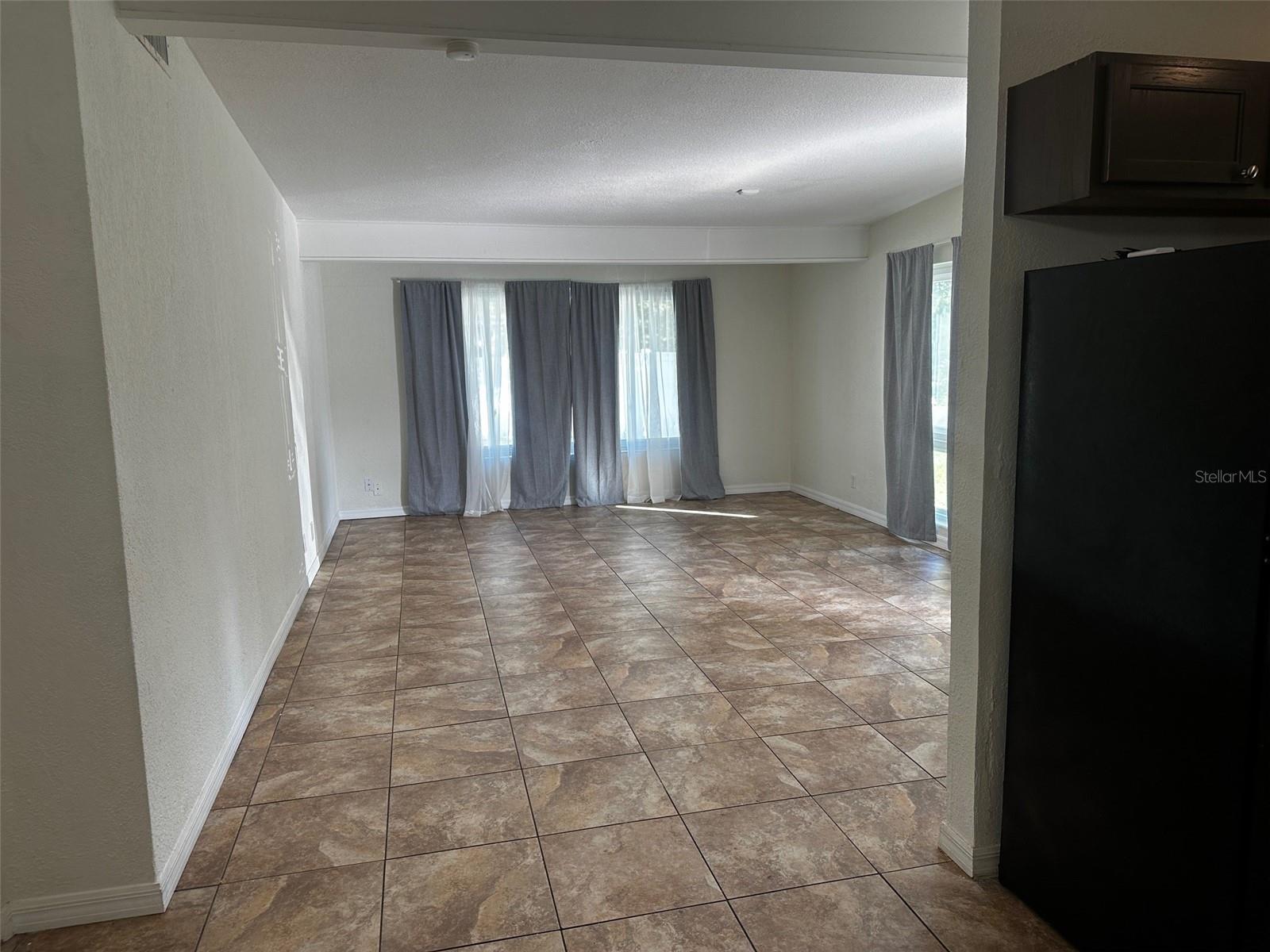 SOUTH PINECREST - Residential