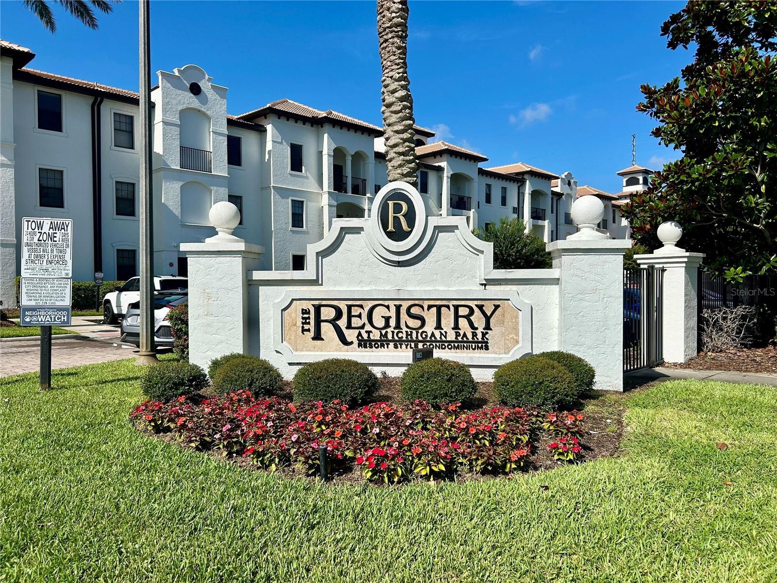REGISTRY/MICHIGAN PARK CONDO - Residential