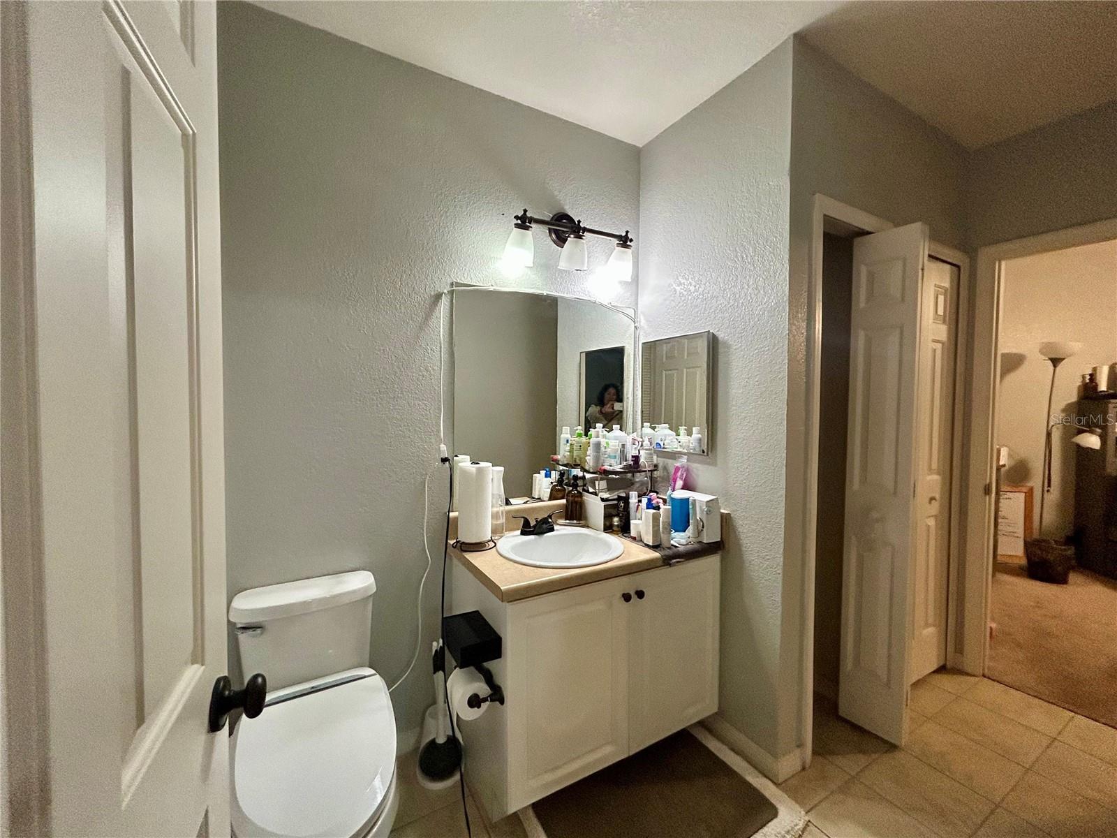 REGISTRY/MICHIGAN PARK CONDO - Residential