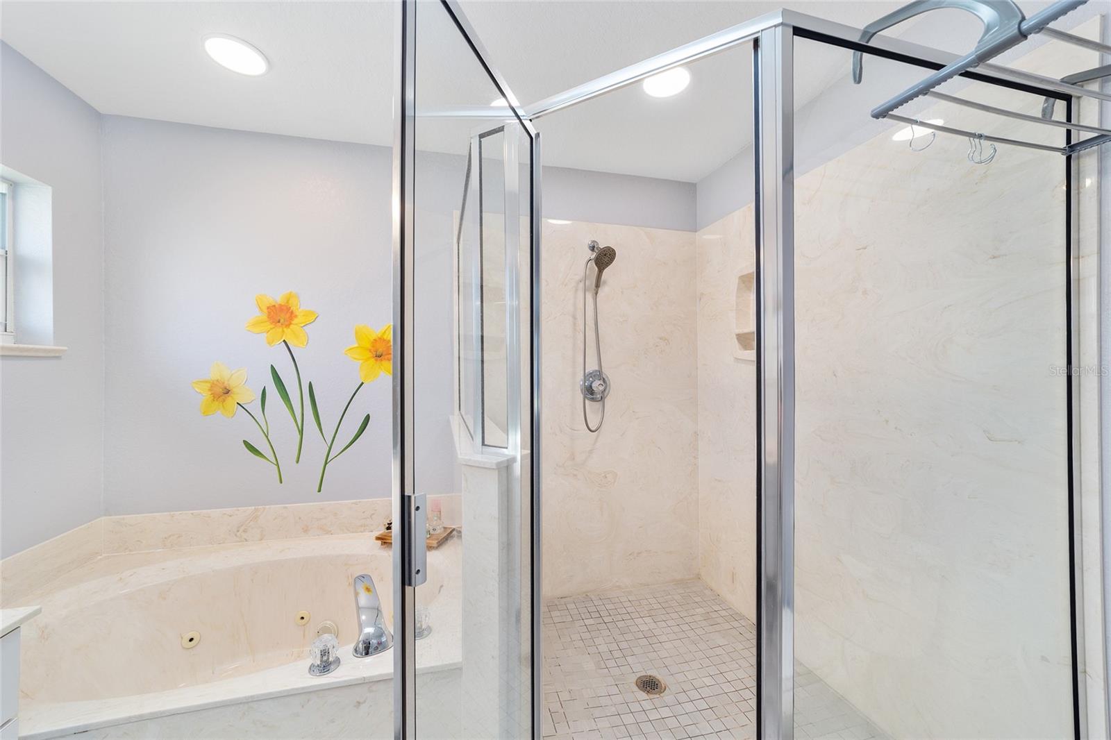 DIAMOND RIDGE - Residential
