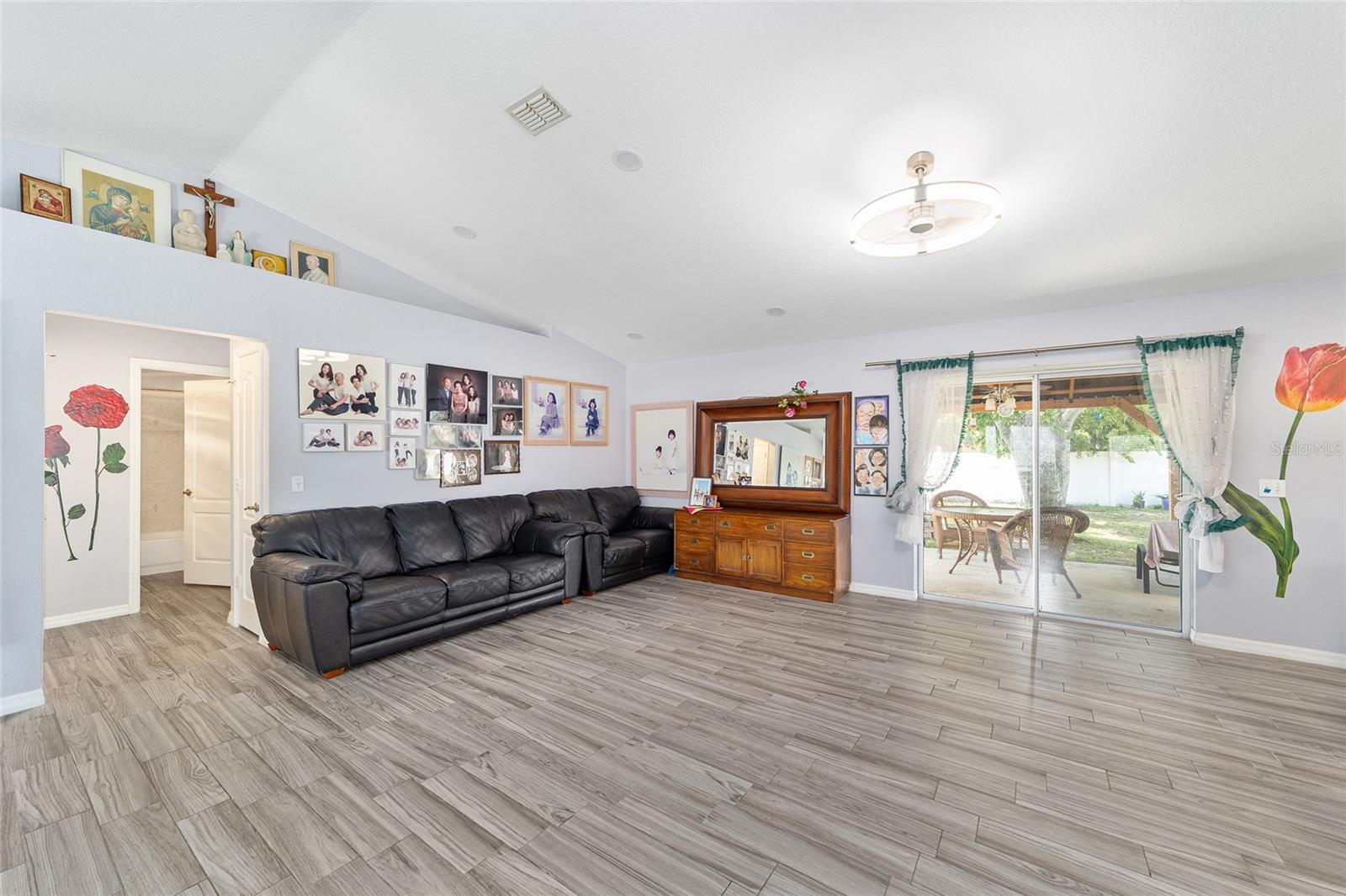 DIAMOND RIDGE - Residential