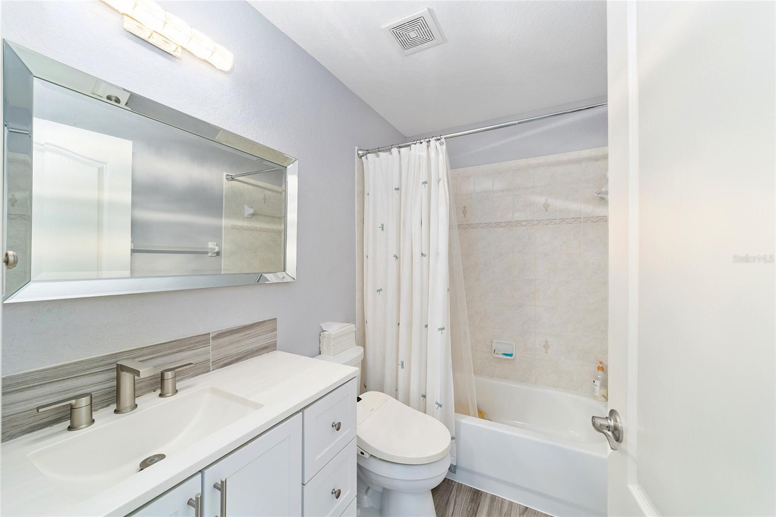 DIAMOND RIDGE - Residential