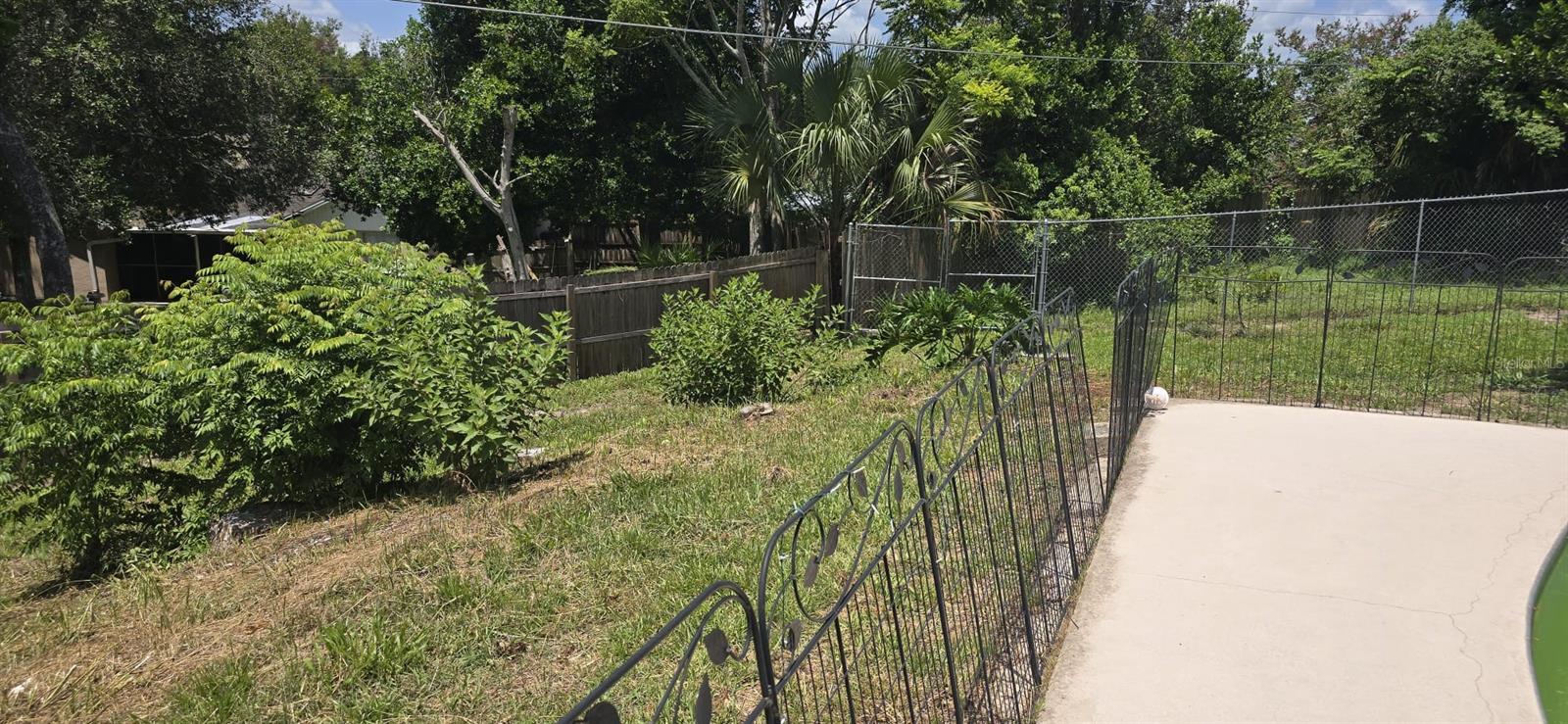 DELTONA LAKES UNIT 03 - Residential