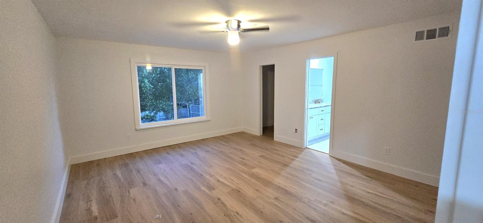 DELTONA LAKES UNIT 03 - Residential