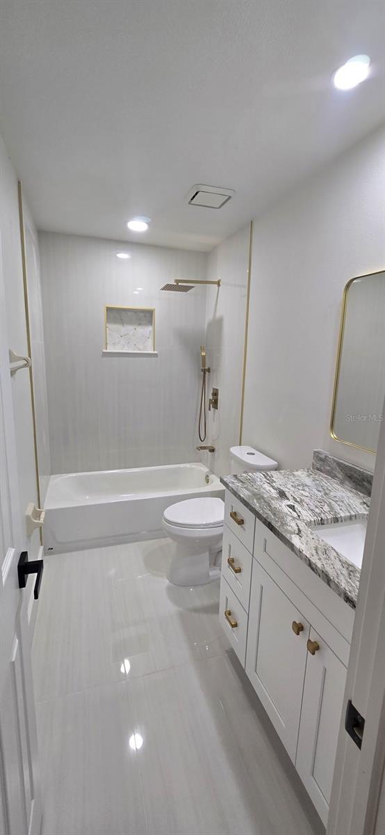DELTONA LAKES UNIT 03 - Residential