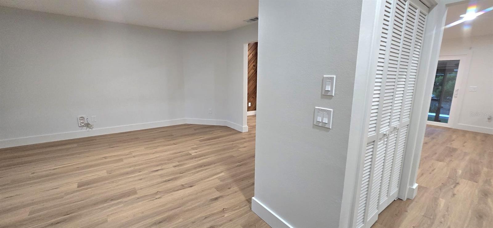 DELTONA LAKES UNIT 03 - Residential