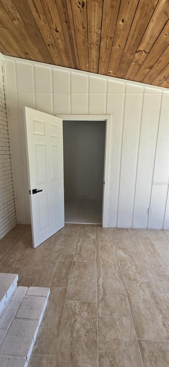 DELTONA LAKES UNIT 03 - Residential