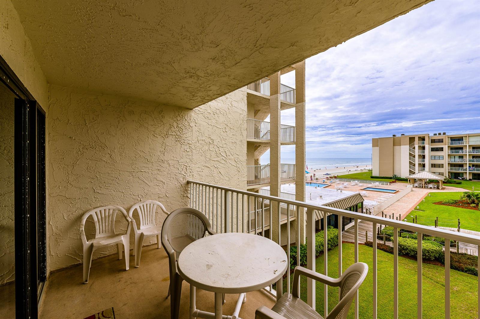 Castle Reef Condo - Residential