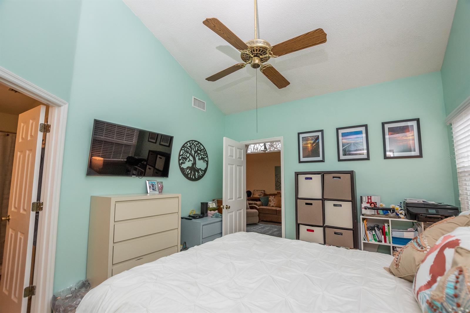 Sun Beach Club Condo Ph 01-03 - Residential