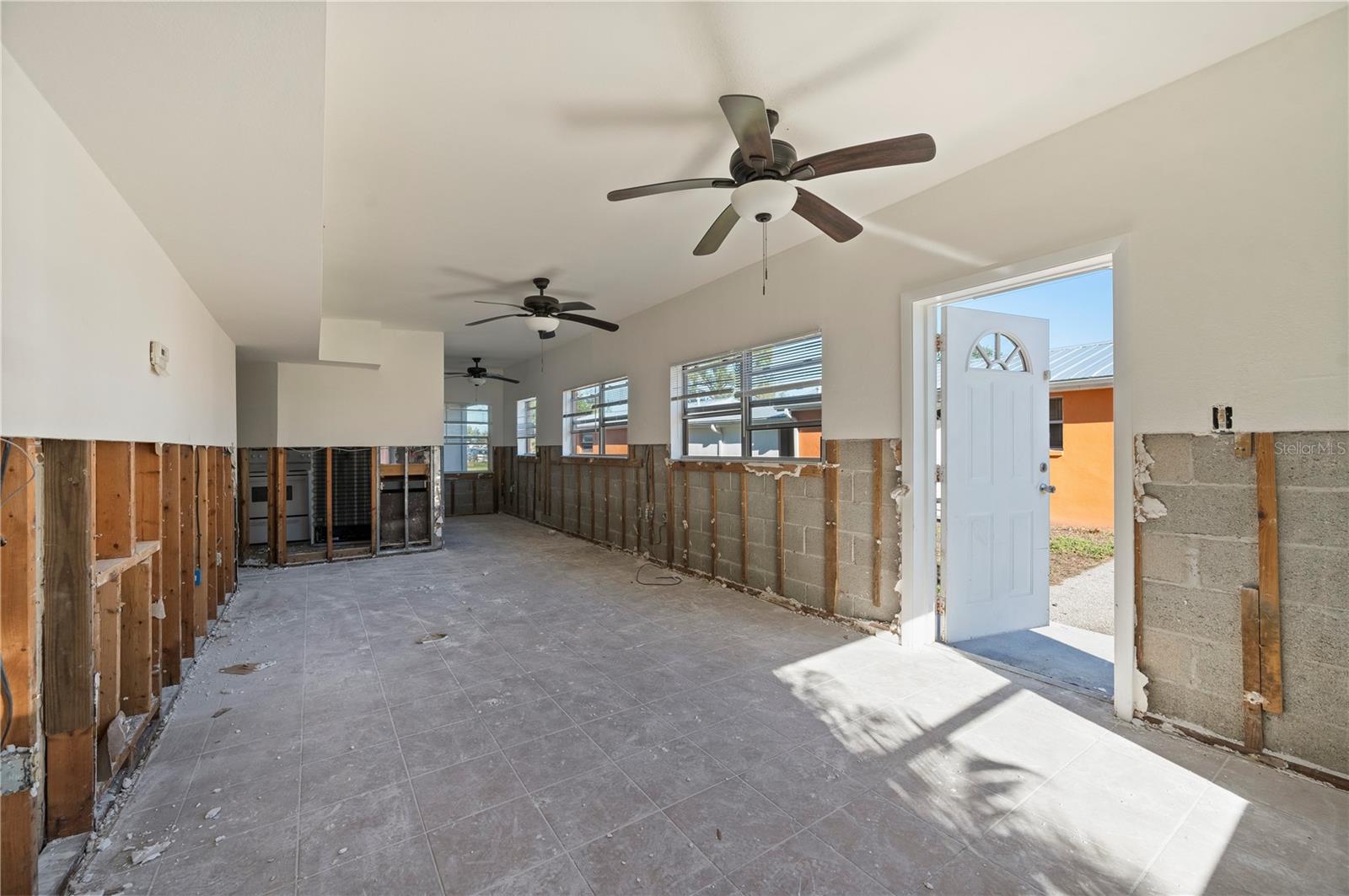 C HARBOR - Residential Income