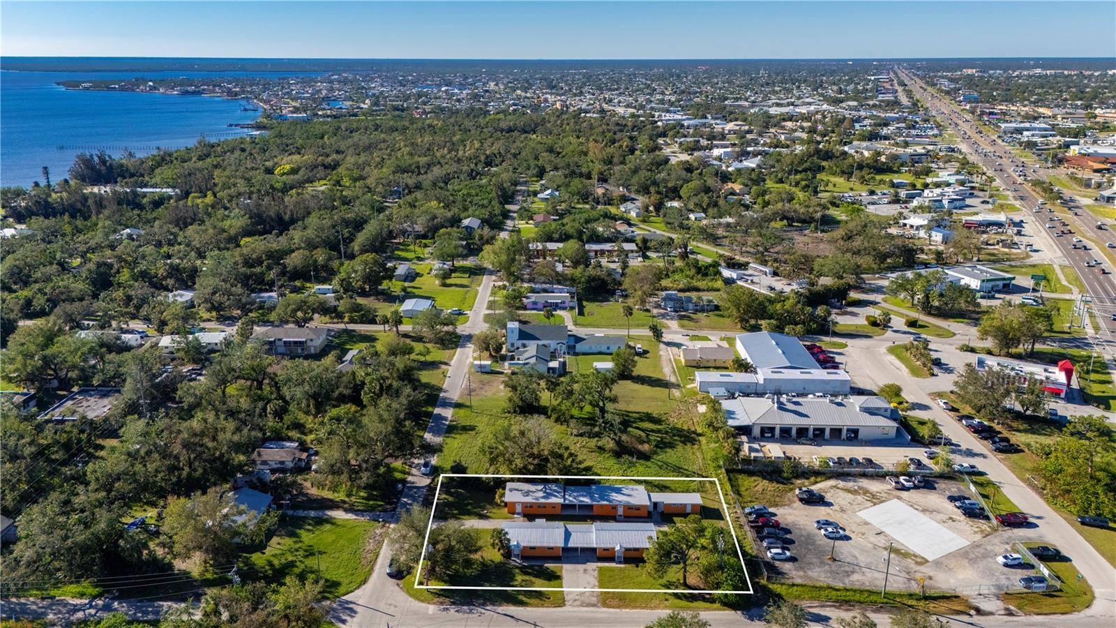 C HARBOR - Residential Income