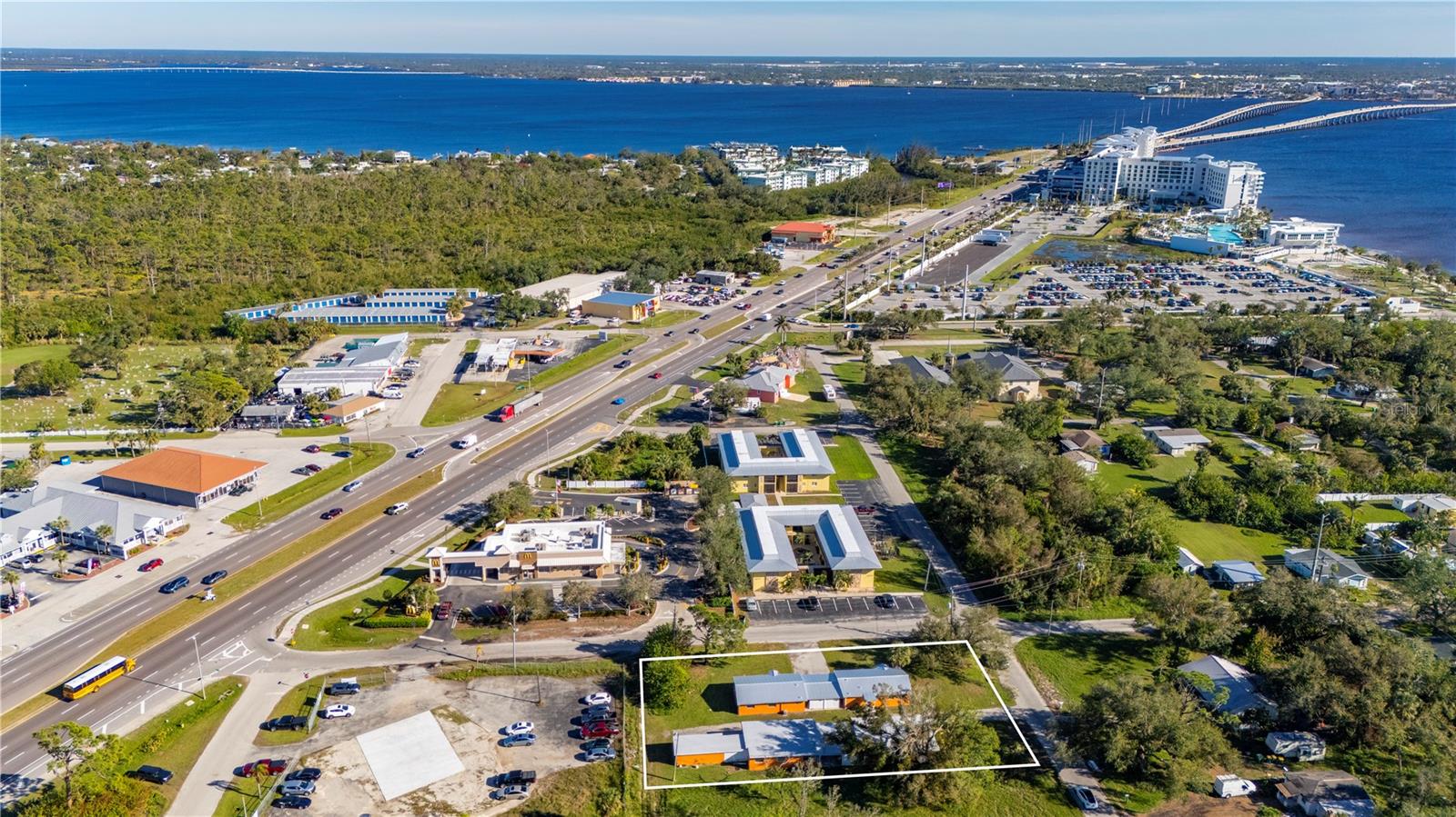 C HARBOR - Residential Income