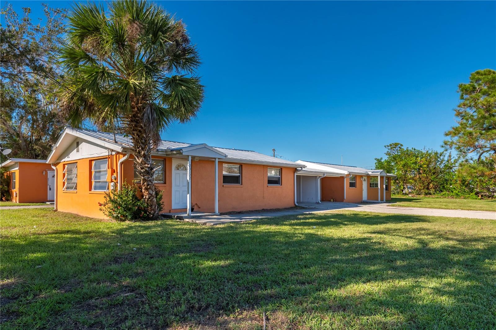 C HARBOR - Residential Income
