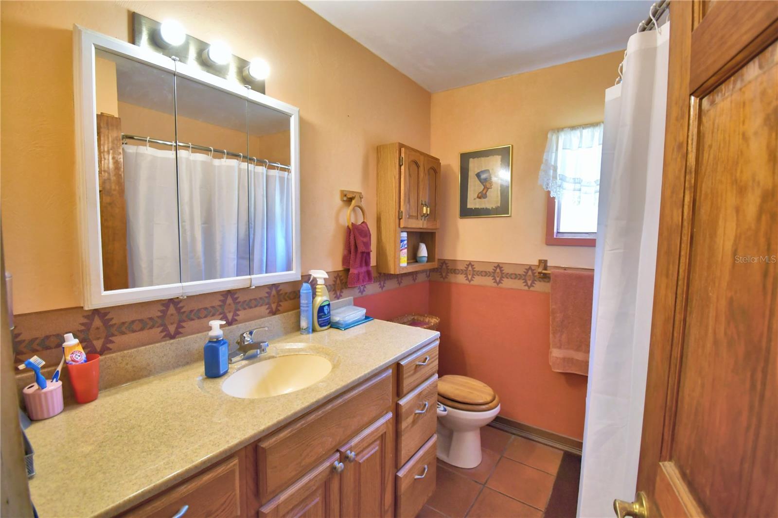 OAKRIDGE ESTATES - Residential