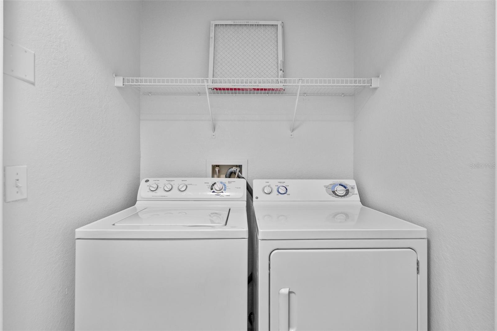 ADMIRALS WALK - Residential