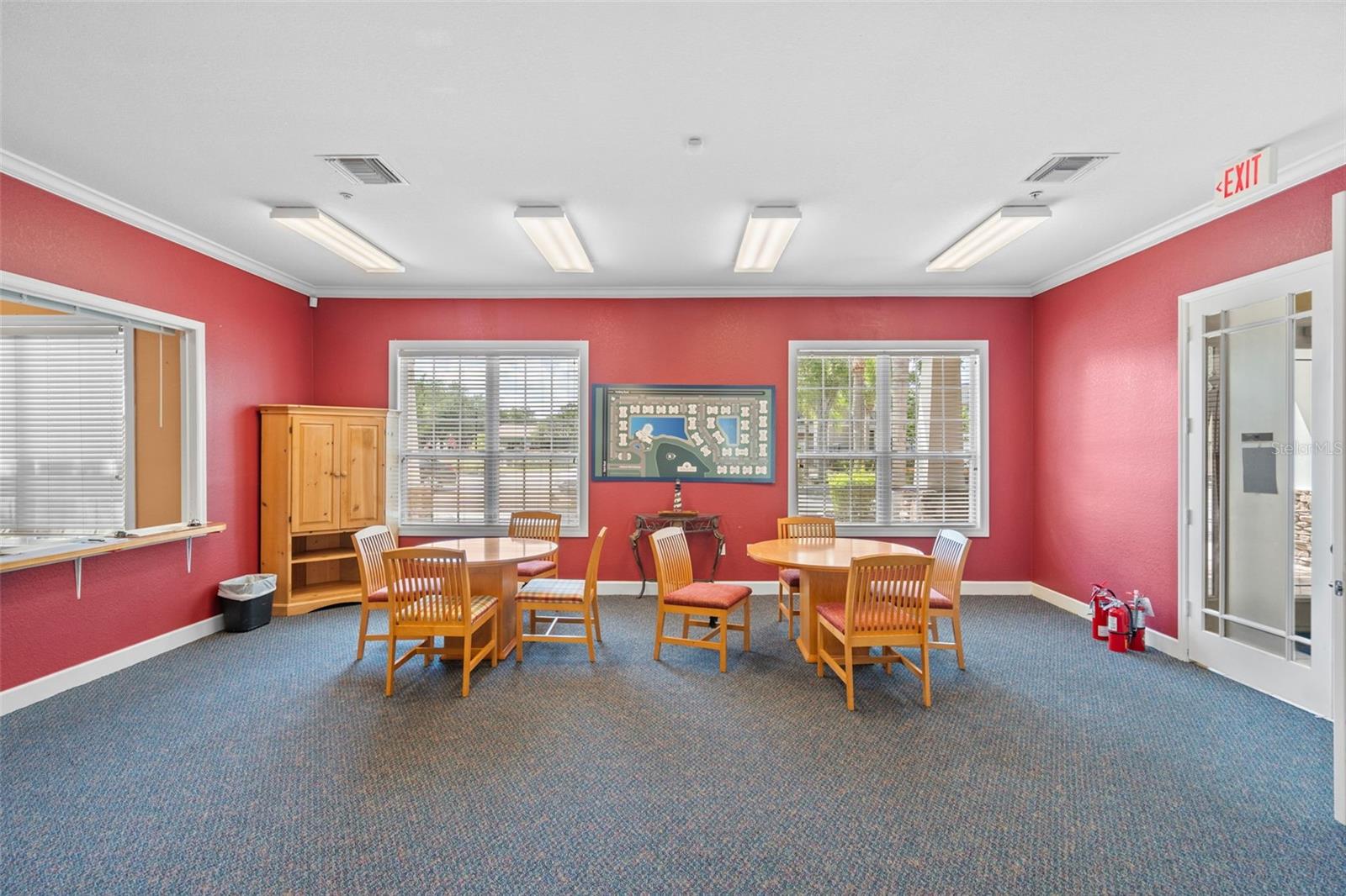 ADMIRALS WALK - Residential