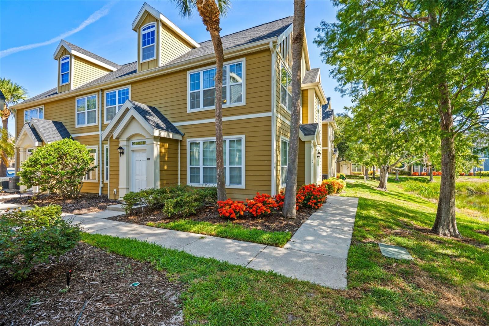 ADMIRALS WALK - Residential