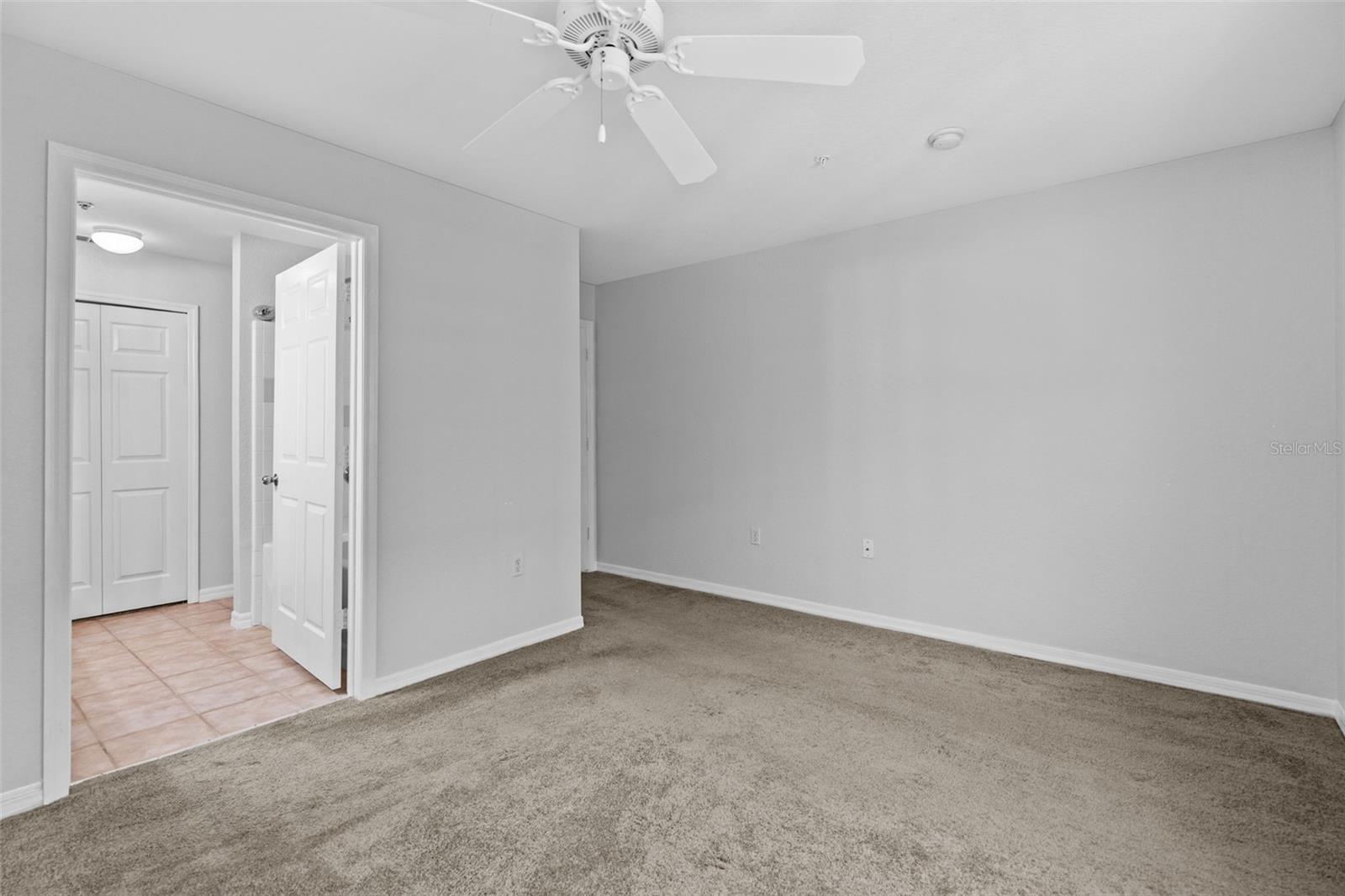 ADMIRALS WALK - Residential