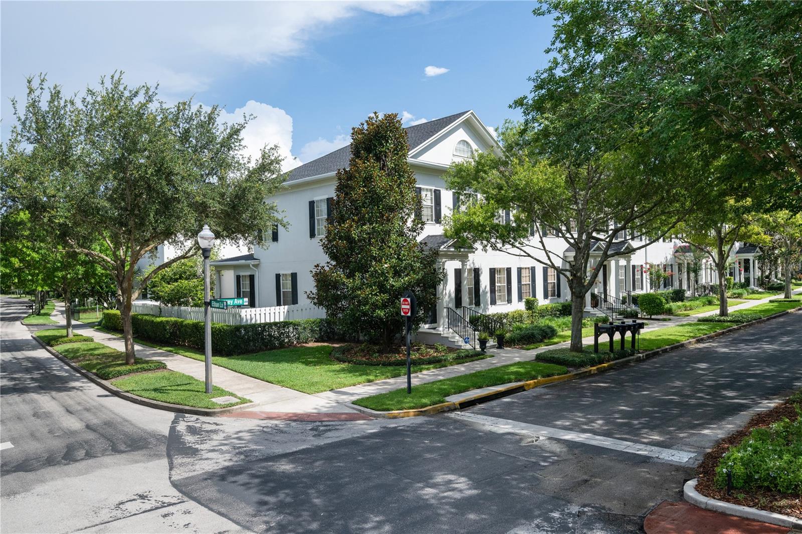 BALDWIN PARK - Residential
