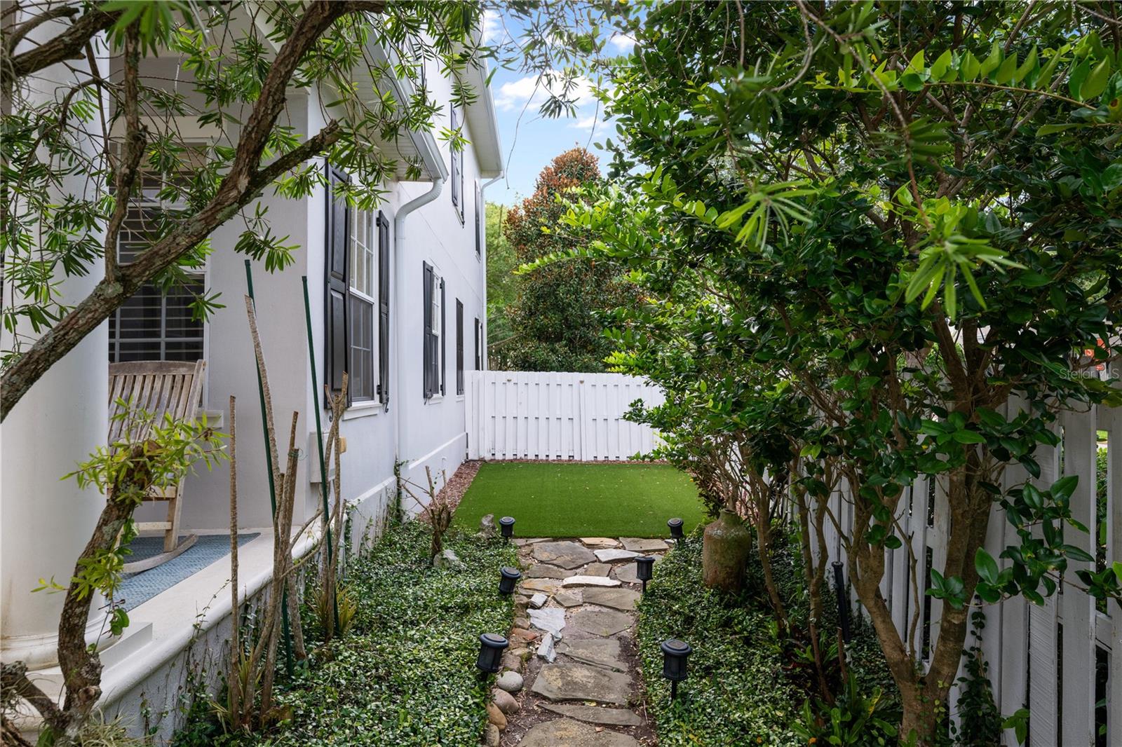 BALDWIN PARK - Residential