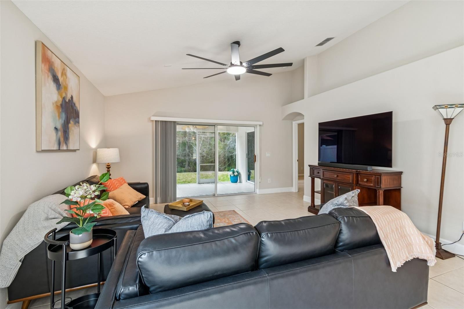 BAY ARBOR - Residential Lease