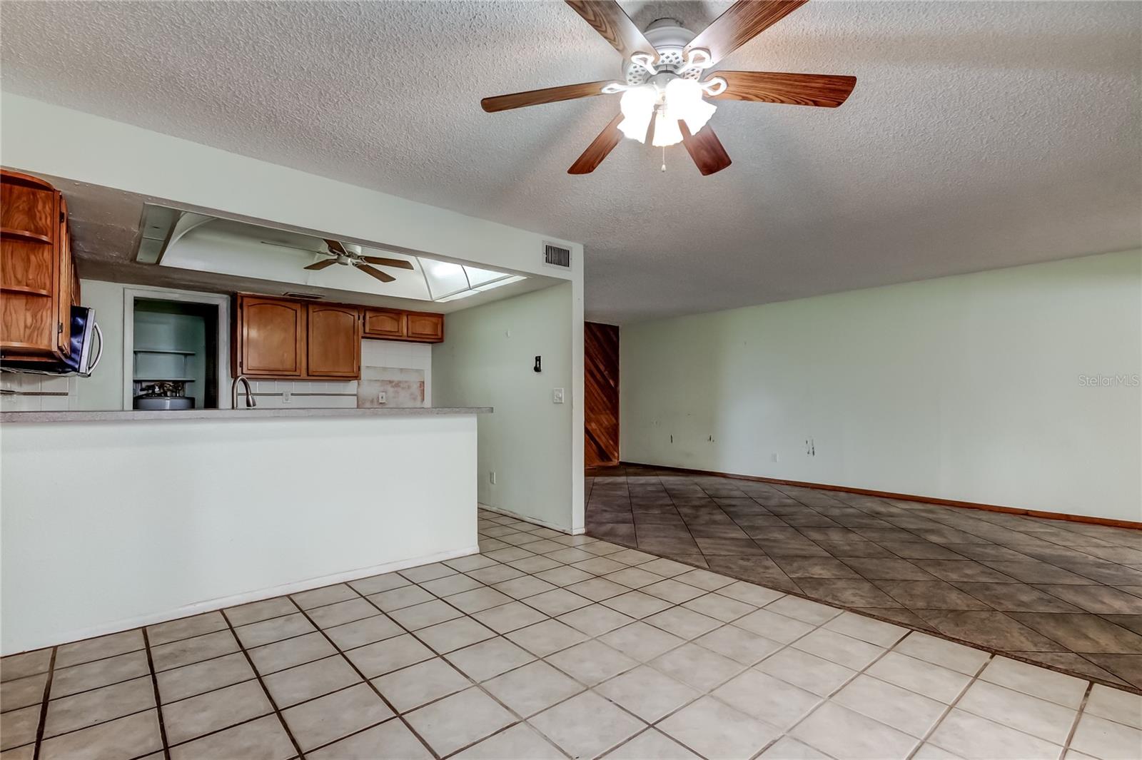 SHADYBROOK VILLAGE AMD - Residential