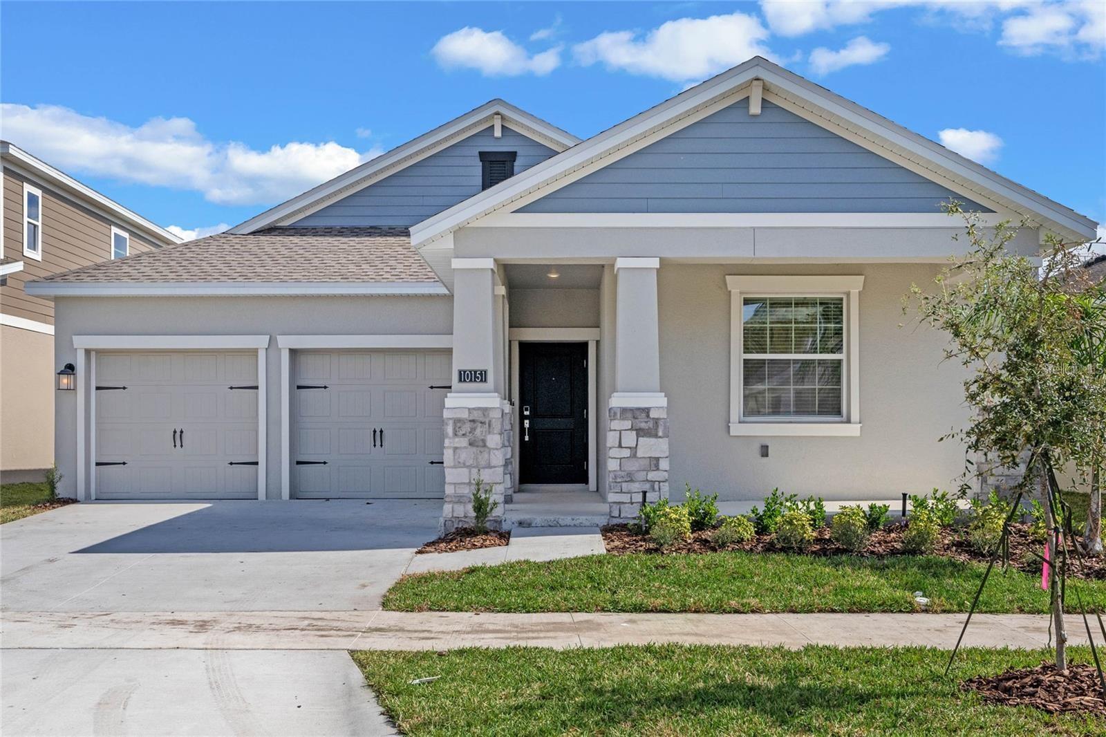 STOREY GROVE - Residential Lease