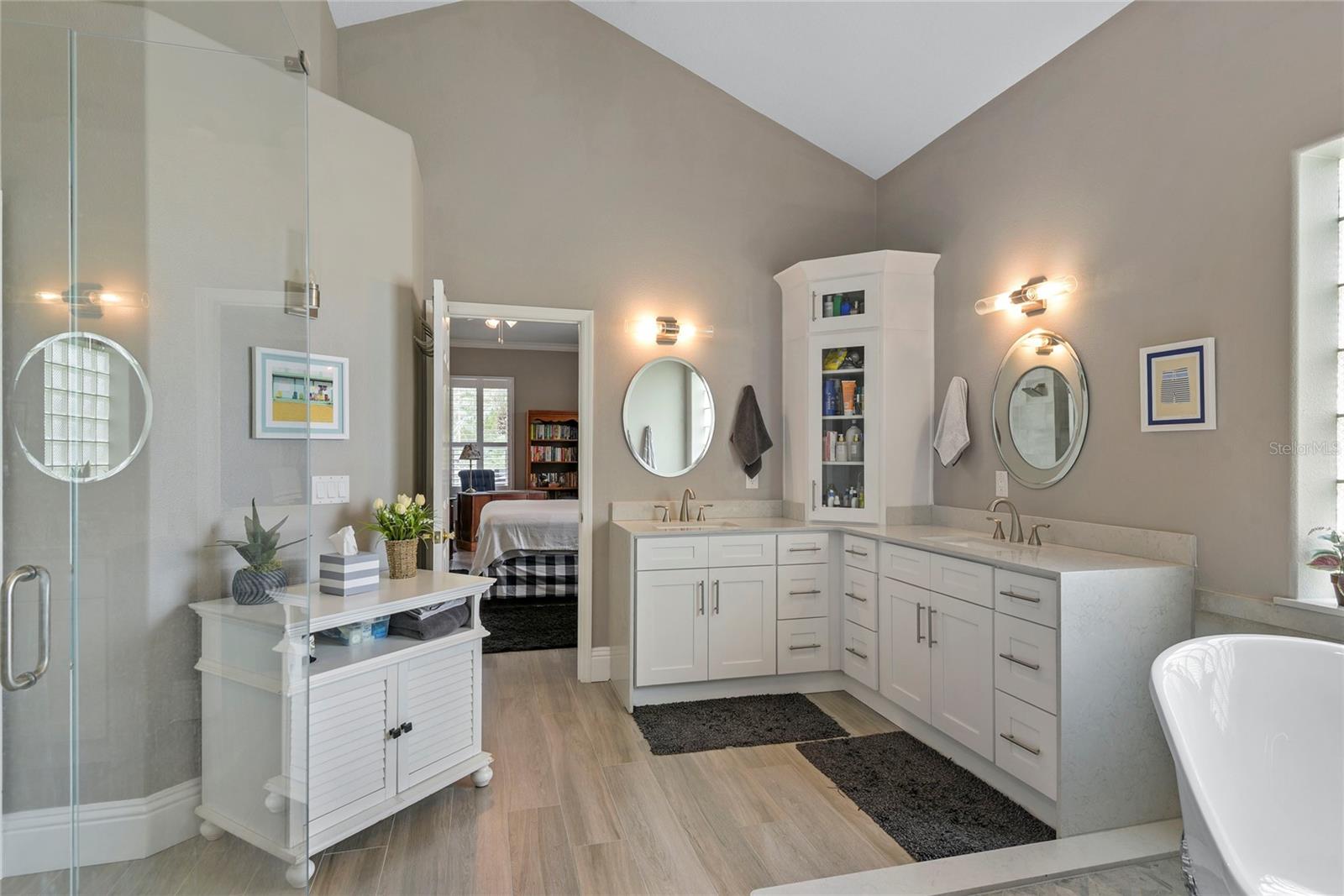 CARDINAL GLEN - Residential