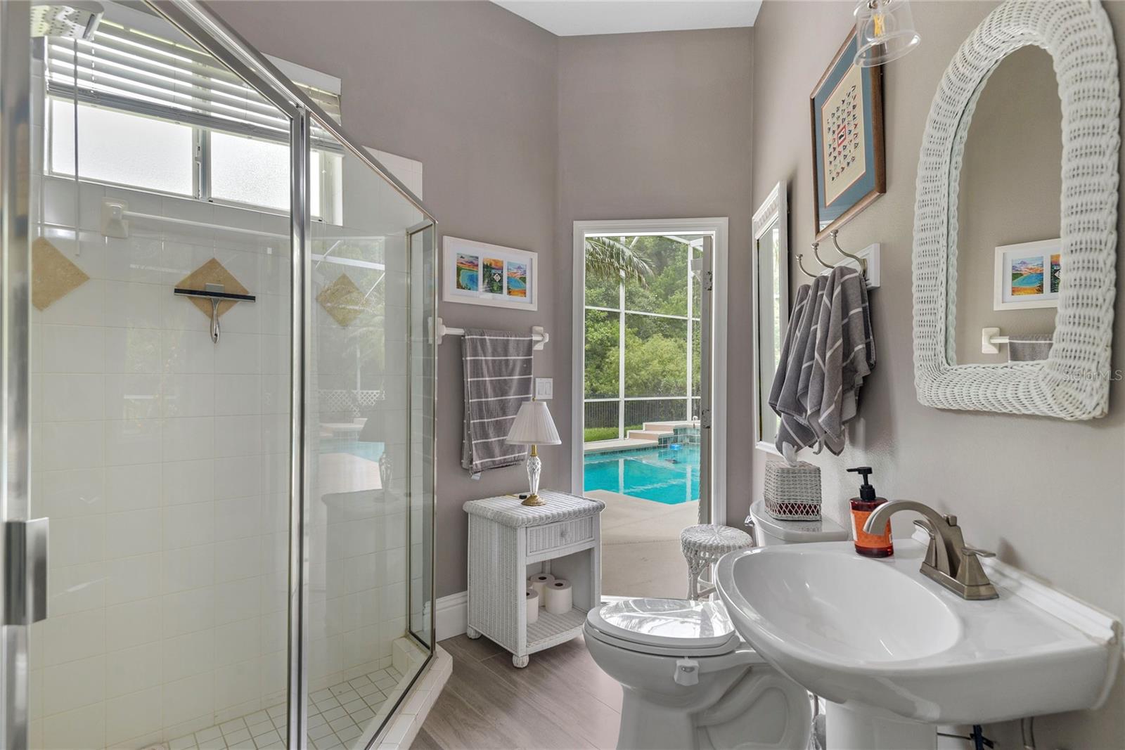 CARDINAL GLEN - Residential