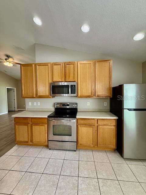 MEADOW POINTE 04 - Residential Lease