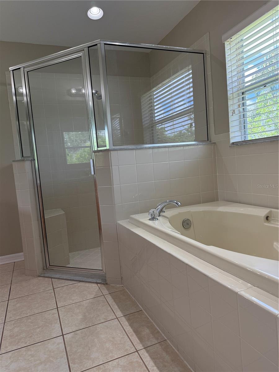 MEADOW POINTE 04 - Residential Lease