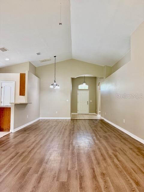 MEADOW POINTE 04 - Residential Lease