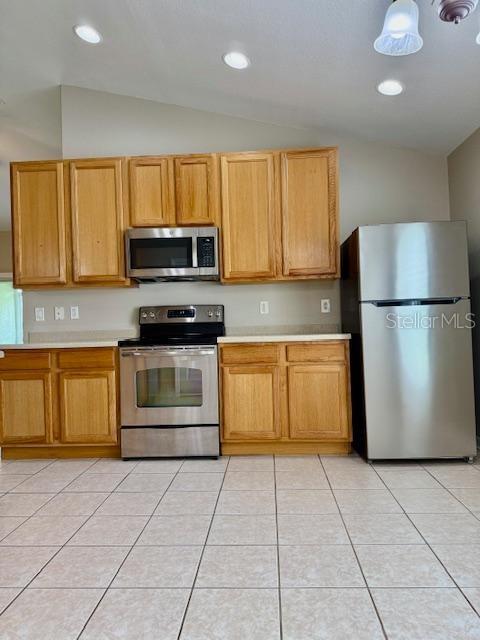 MEADOW POINTE 04 - Residential Lease