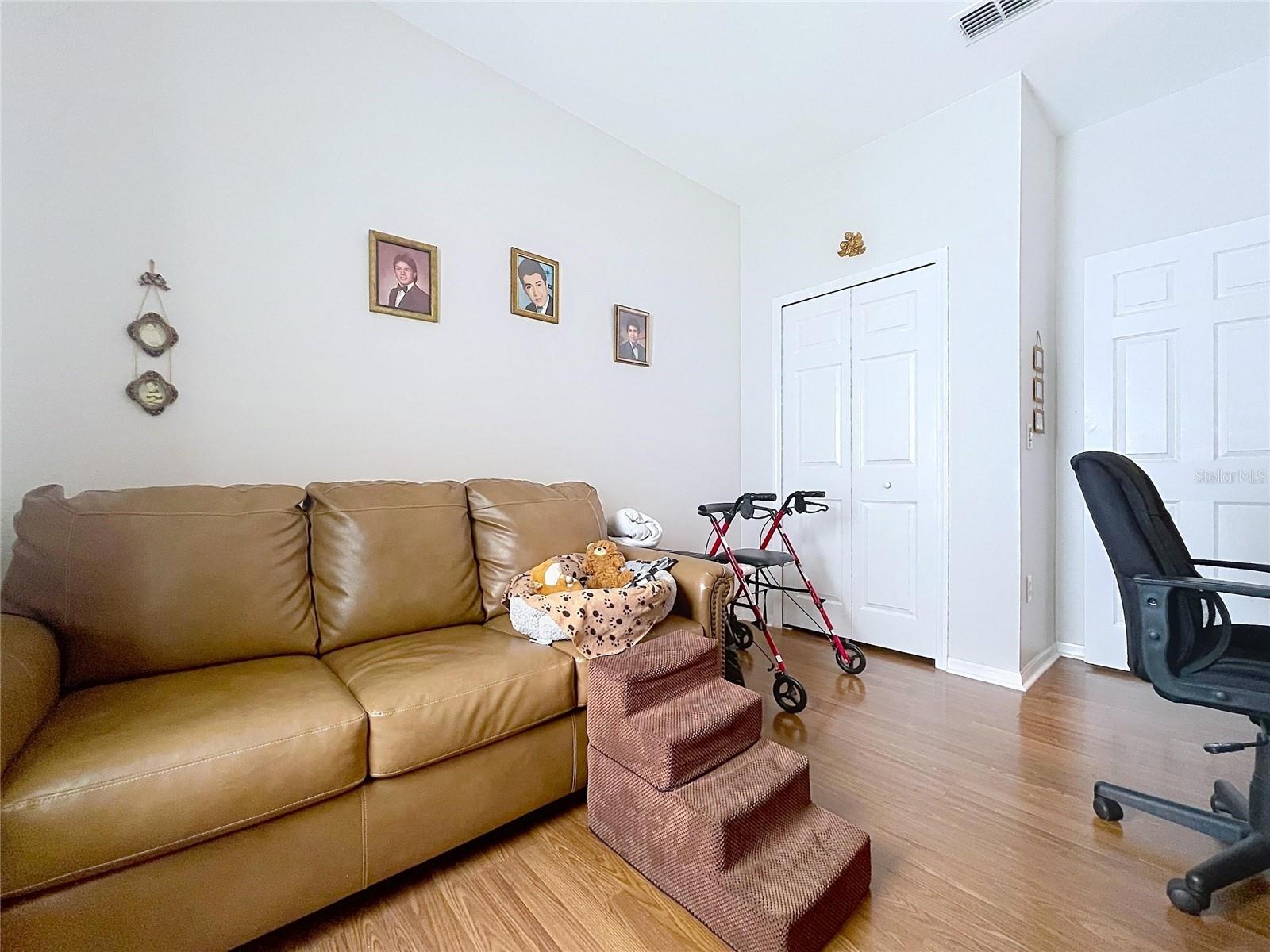NORTHWOOD - Residential