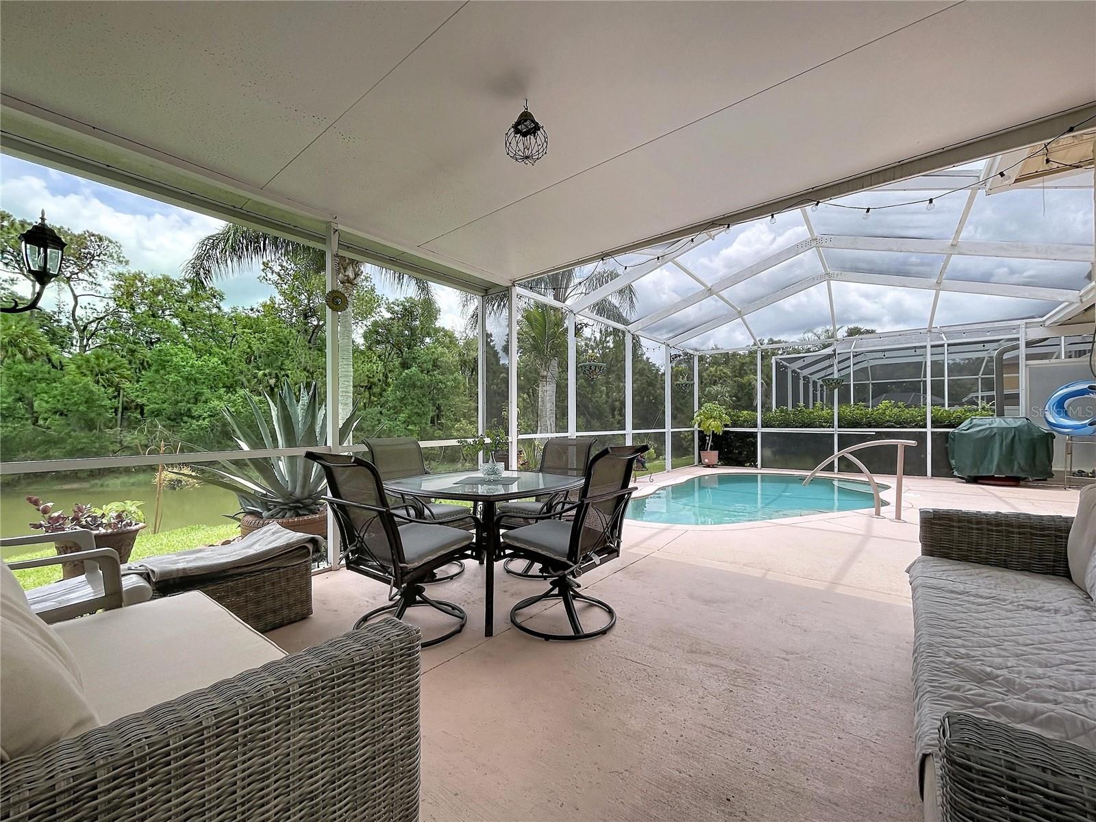 NORTHWOOD - Residential