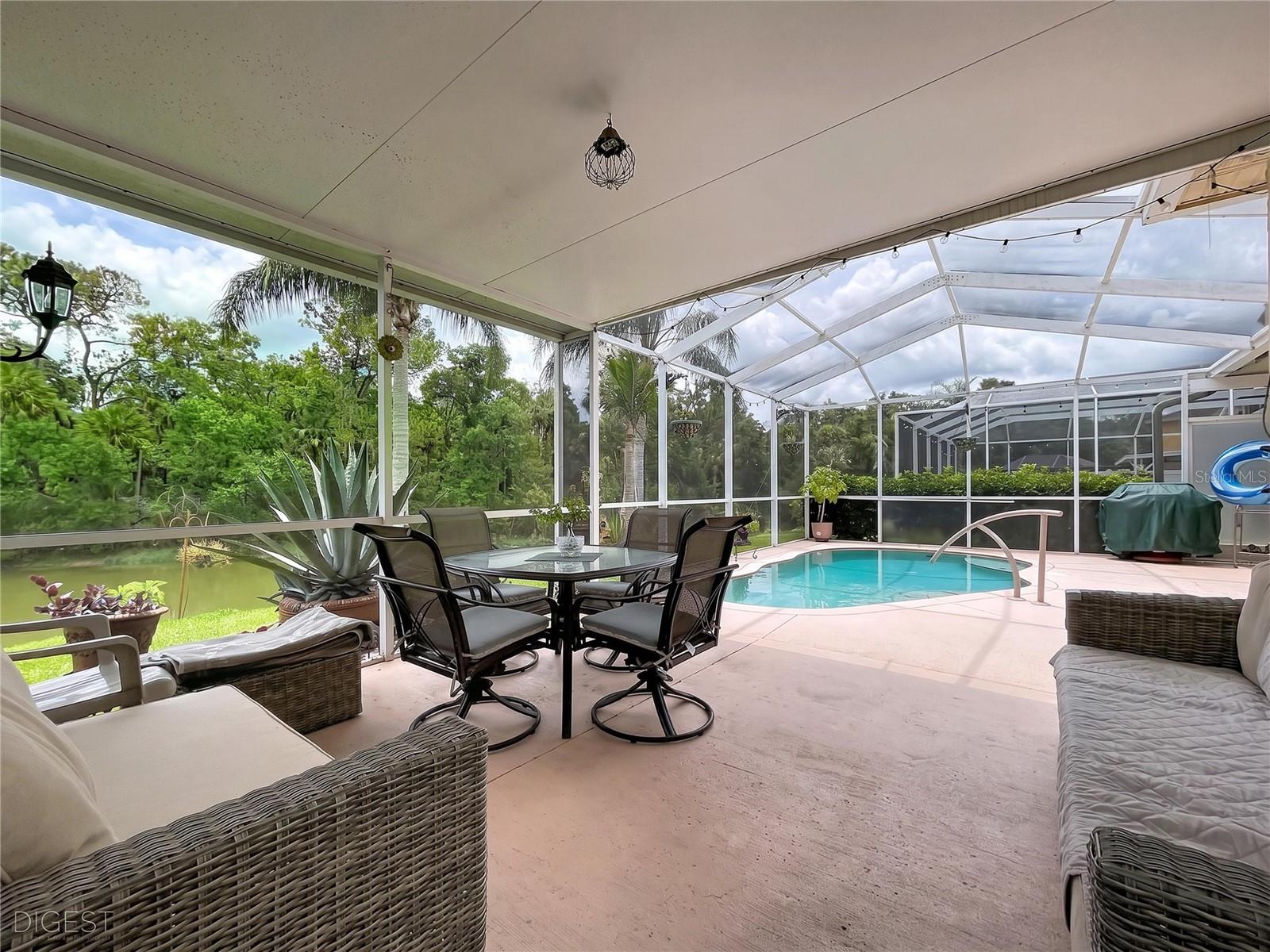 NORTHWOOD - Residential